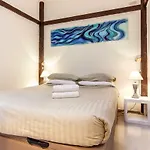 Bijou Apartment In Safranier - Old Town Antibes